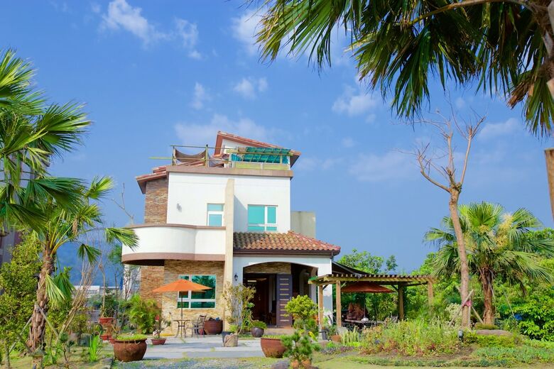 Hotel Water Bird Villa