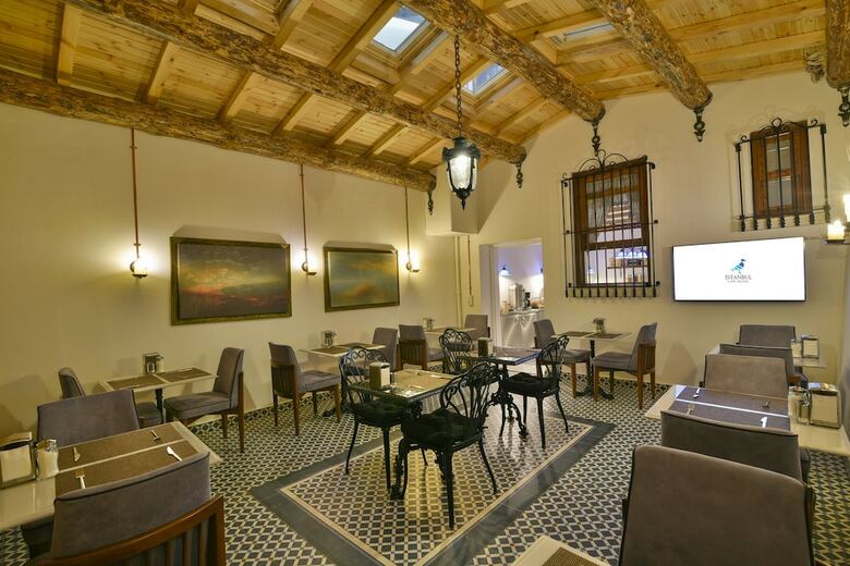 Istanbul Life Hotel - Adults Only