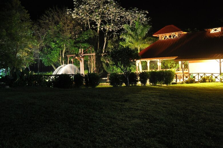 Hotel Platon Ecolodge