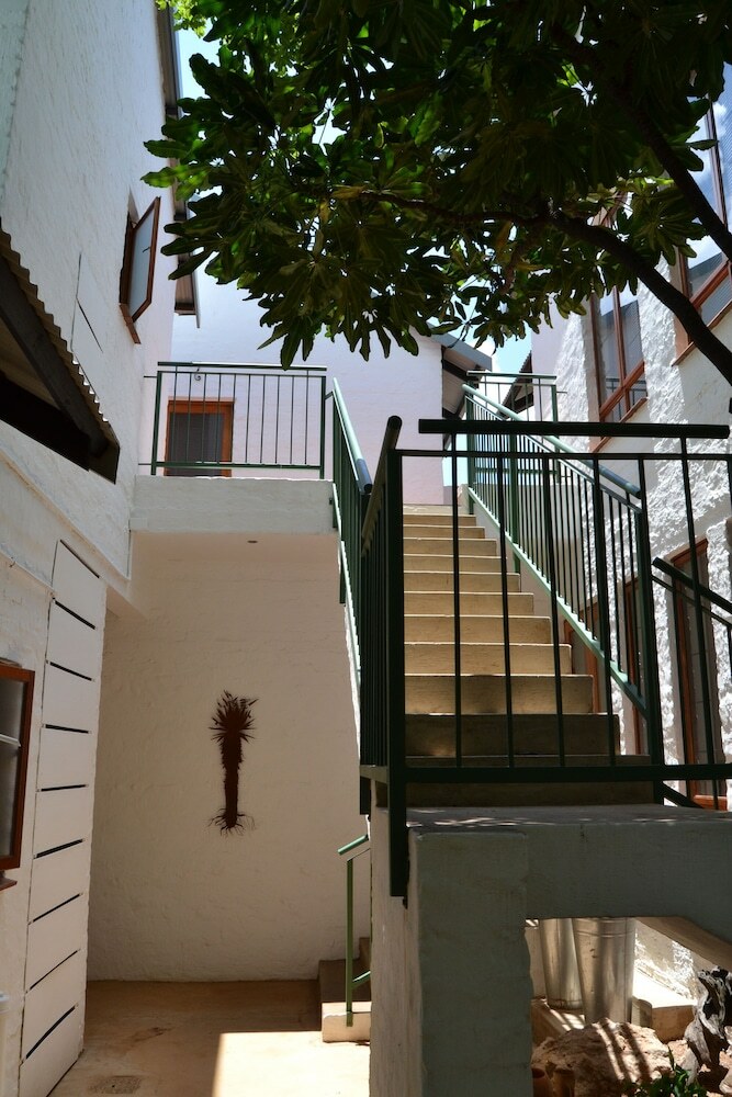 Hotel The Bushbaby Inn