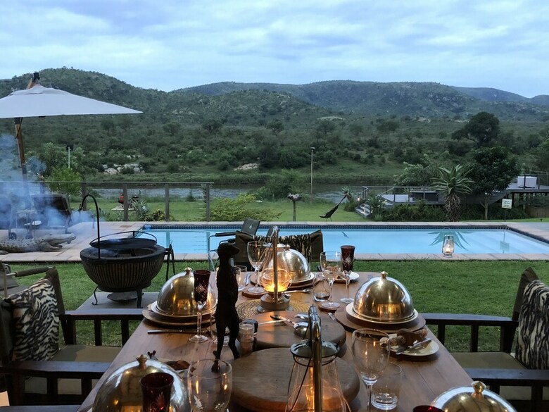Posada Kambaku River Lodge