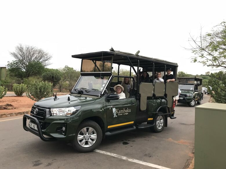 Posada Kambaku River Lodge