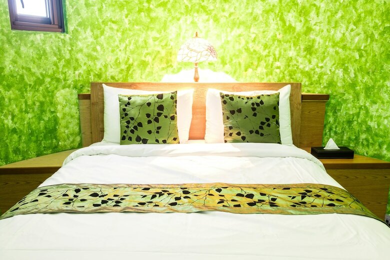 Zum Adler Castle B&B