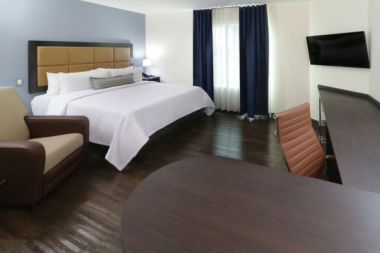 Hotel Candlewood Suites Celaya