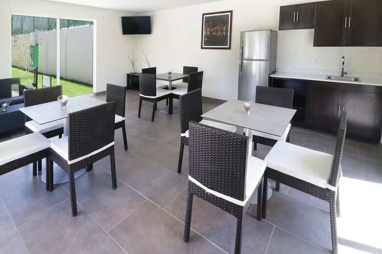 Hotel Candlewood Suites Celaya