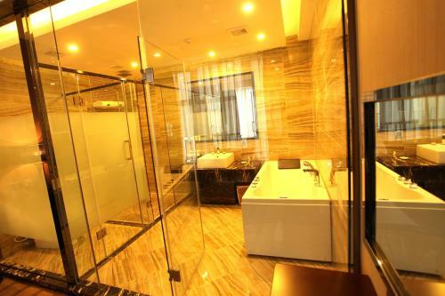 Chengdu Liwan International Hotel