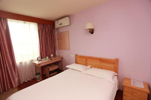 Posada Zhengfu Caotang Decent Hostel