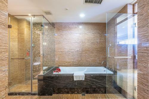 Junyue Grand Hotel Shenyang