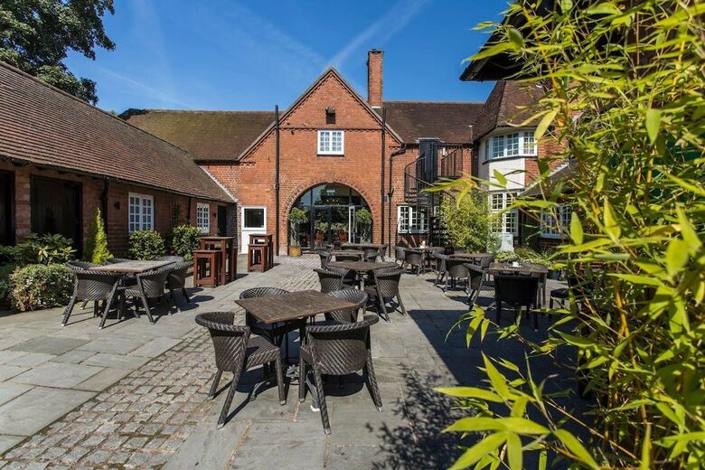 Posada The Dog And Doublet Inn