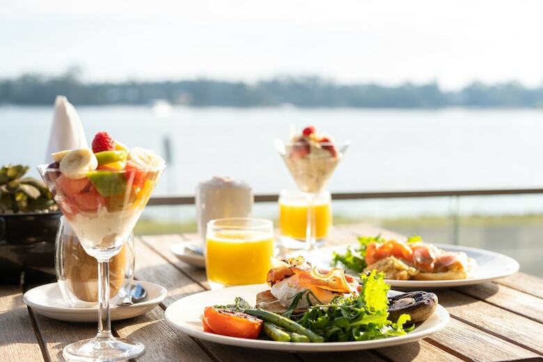 Ana Mandara Luxury Bed & Breakfast