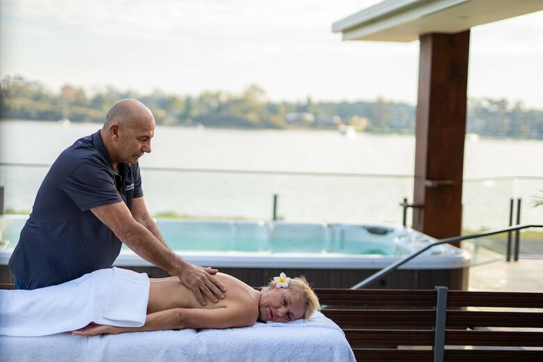 Ana Mandara Luxury Bed & Breakfast
