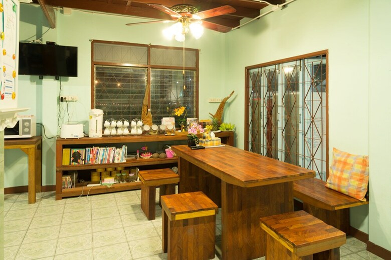 Hostal Nty Hostel Near Suvarnabhumi Airport