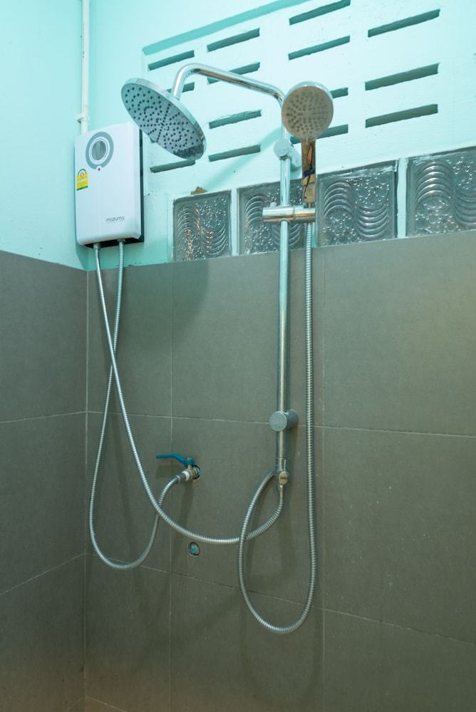Hostal Nty Hostel Near Suvarnabhumi Airport