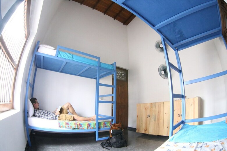 Hostal Hostel First Colombo Airport