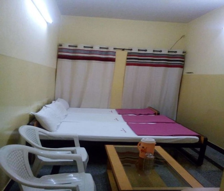 Hotel Rathana Mahal Residency