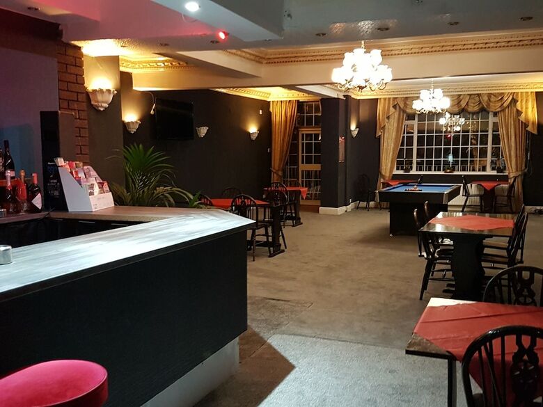 The Avenue Hotel