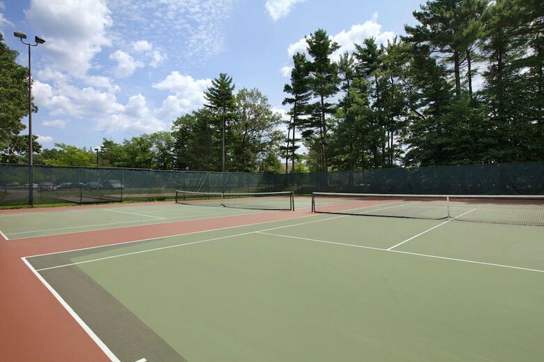 Doubletree By Hilton Hotel Boston - Bedford Glen