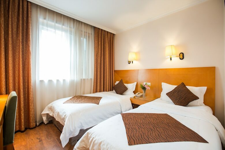 Chengdu Taiji Business Hotel