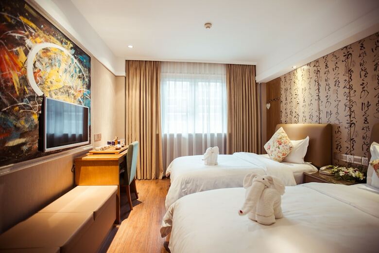 Chengdu Taiji Business Hotel