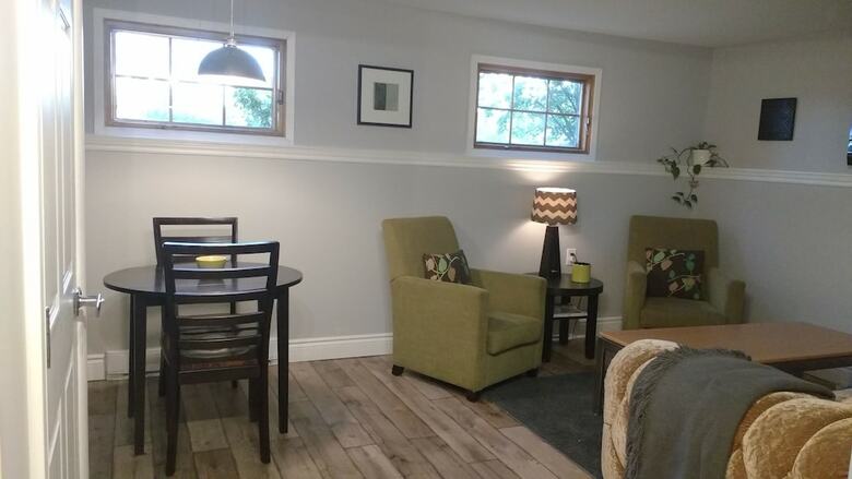 Apartamentos Moncton Suites - 13 Willard Road
