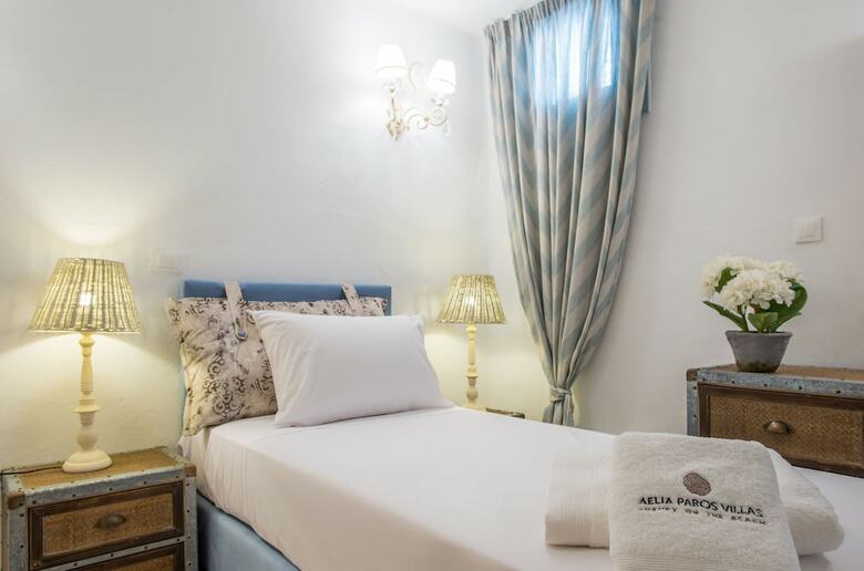 Aelia Paros Villas