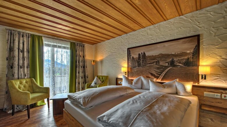 Hotel K�nigshof Health & View