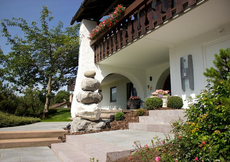 Hotel K�nigshof Health & View
