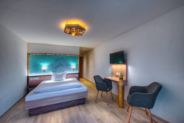 Hotel K�nigshof Health & View