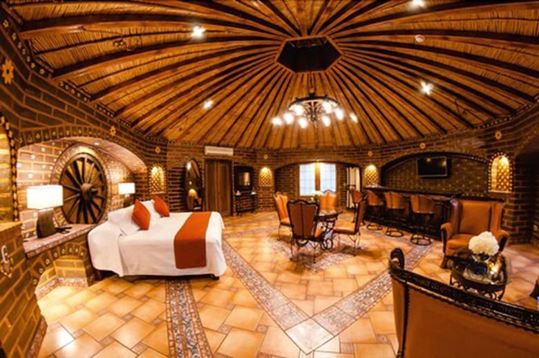 Hotel Estancia Villa Real