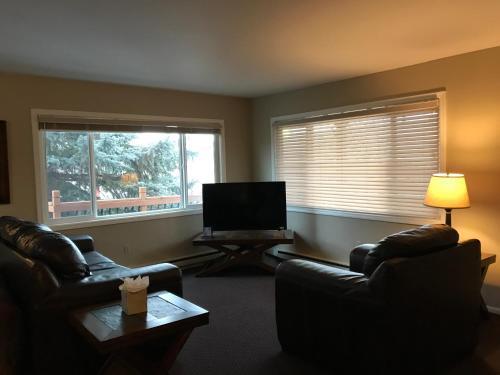 Motel Lakeshore Inn & Suites