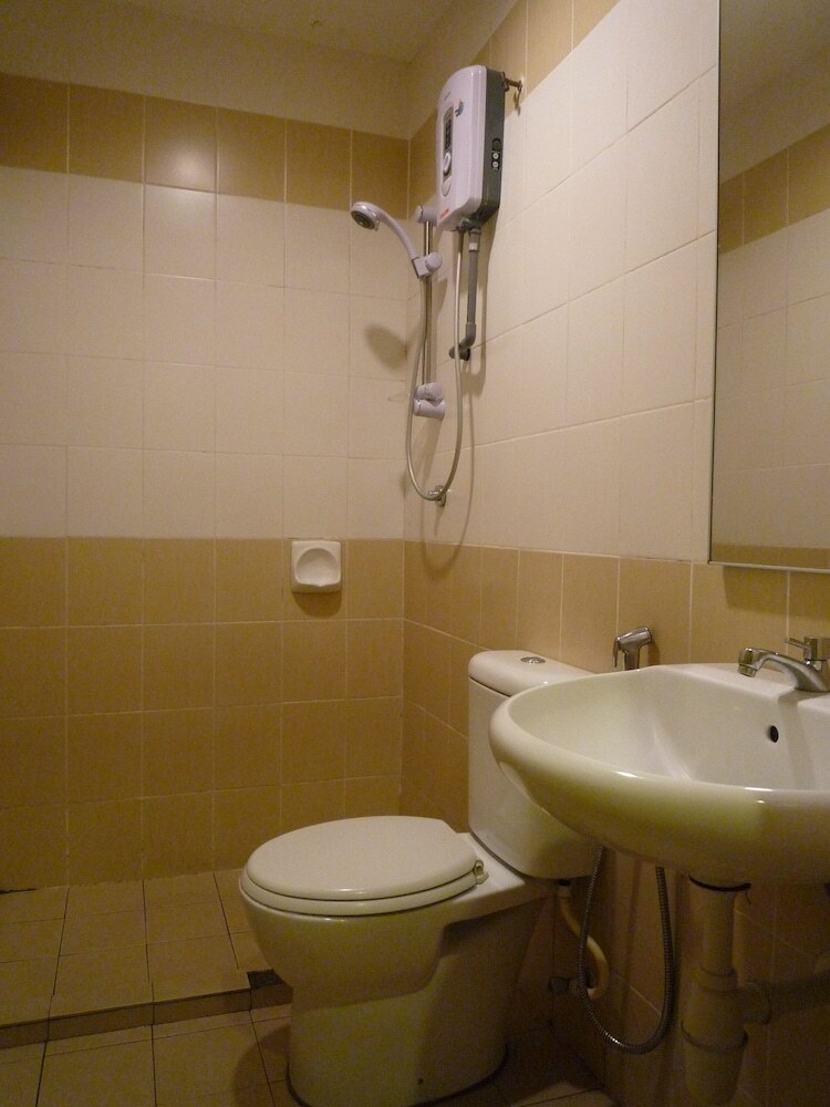 Aero Star Hotel