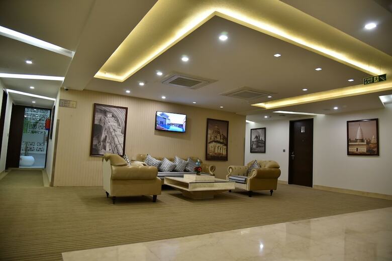 Hotel Clarks Inn Suite Gwalior