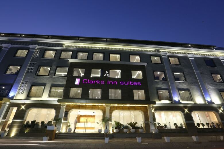 Hotel Clarks Inn Suite Gwalior