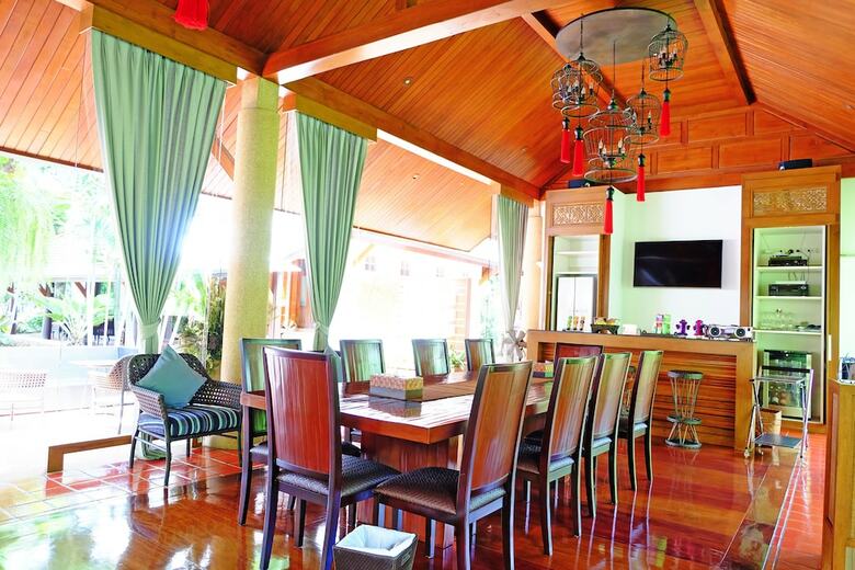 Khum Nakorn Villa