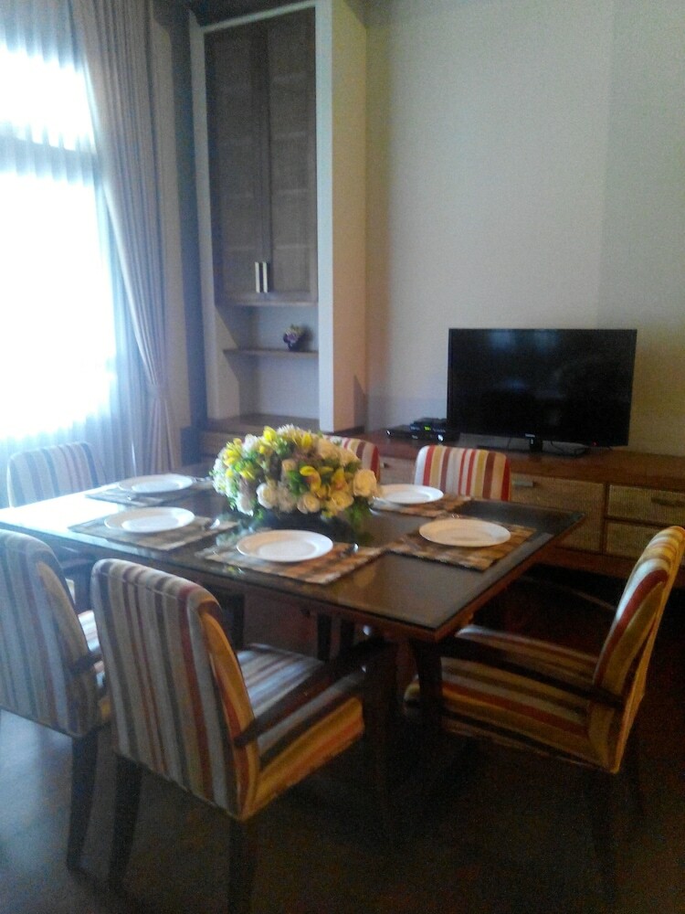 Khum Nakorn Villa