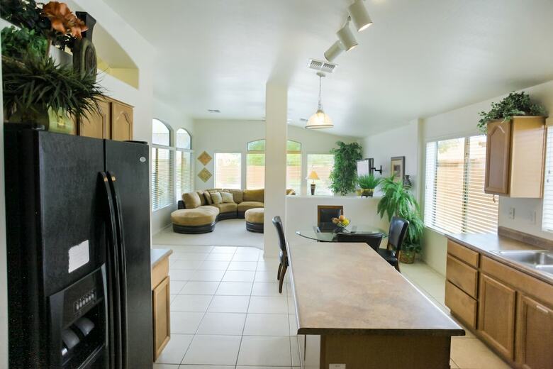 Glendale - 4 Bedroom Home