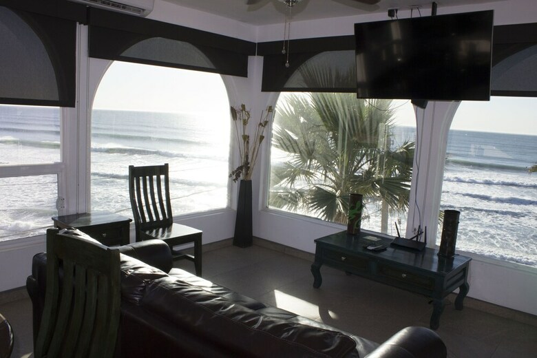 Casa Playa Baja