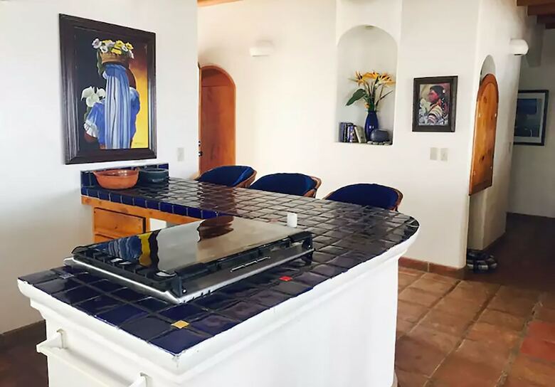 Casa Playa Baja