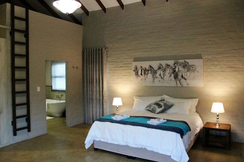 Hotel Ibis Way Guest House