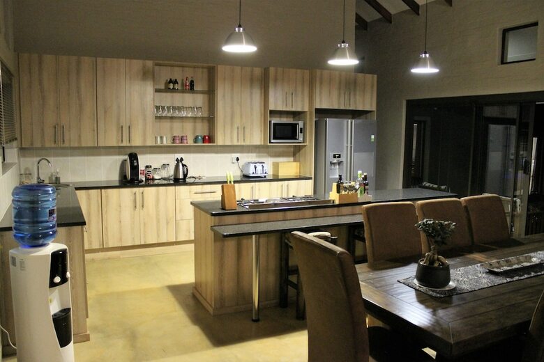 Hotel Ibis Way Guest House