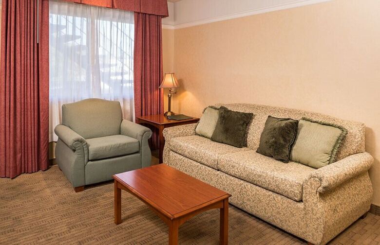 Hotel Laurel Inn Motel