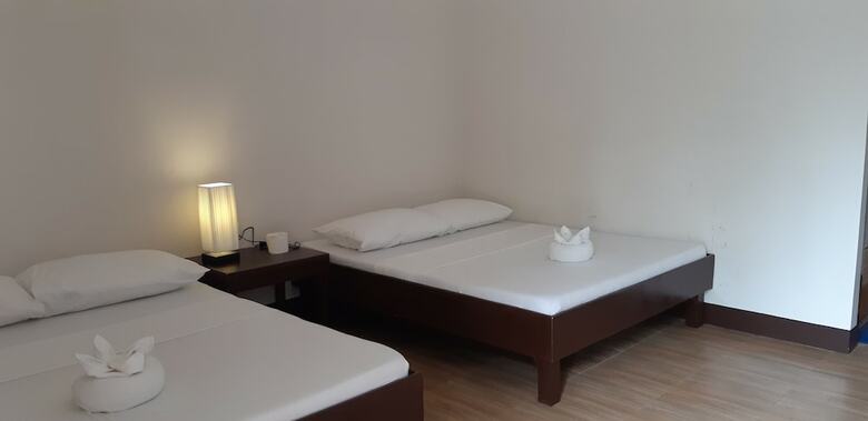 Hotel Bantayan Huts