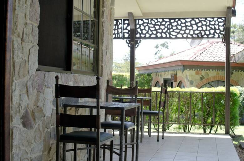 Bed & Breakfast Gingerbread Hotel And Restaurant