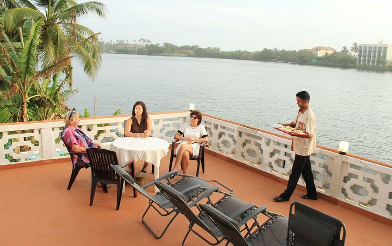 Hotel Benthota High Rich Resort