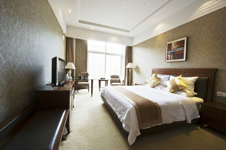 Chengdu Chengfei Grand Hotel
