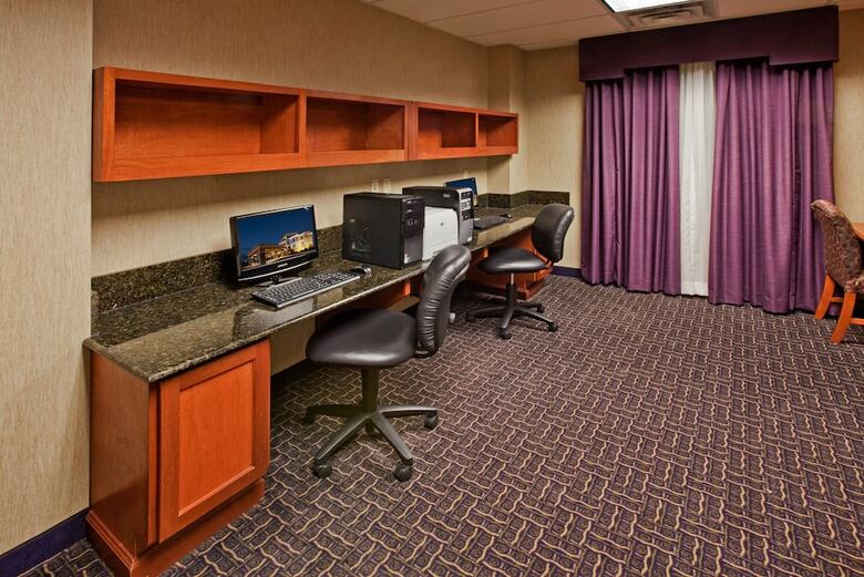 Hotel Holiday Inn Express Ada