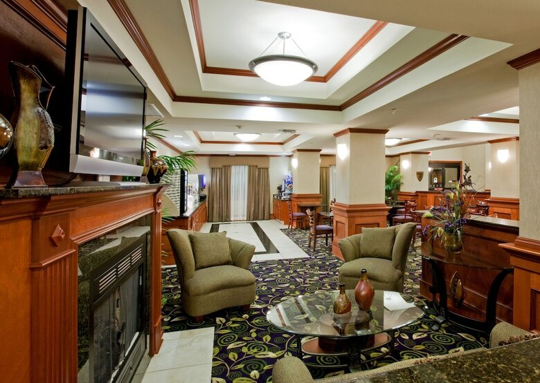 Hotel Holiday Inn Express Ada
