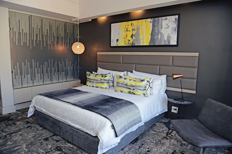 Hotel The Capital Menlyn Maine