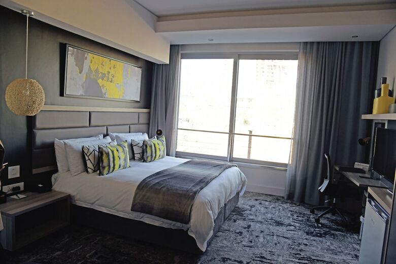 Hotel The Capital Menlyn Maine