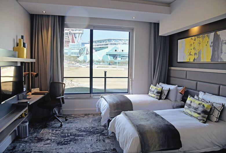 Hotel The Capital Menlyn Maine